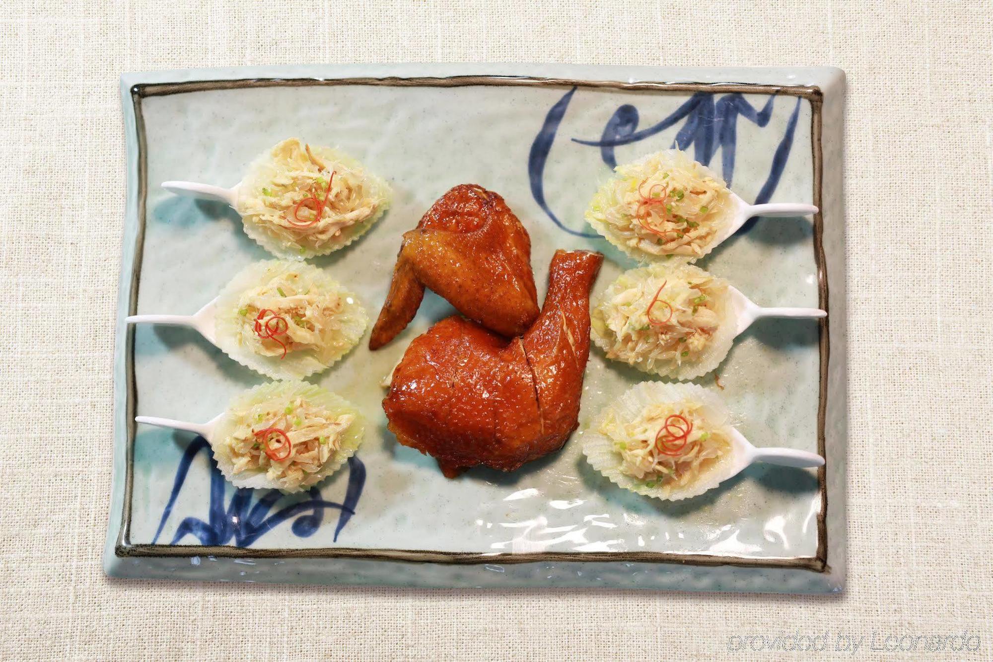 Hotel Crowne Plaza Macau By Ihg Exteriér fotografie Chicken and dim sum